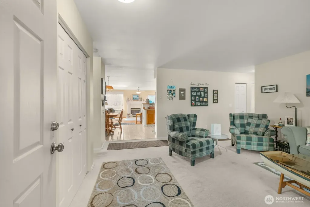 129 NE Duck Lake Drive NE Ocean Shores WA 98569