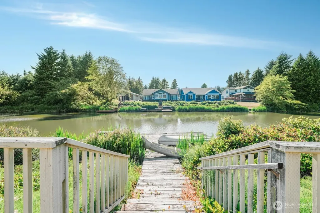 129 NE Duck Lake Drive NE Ocean Shores WA 98569