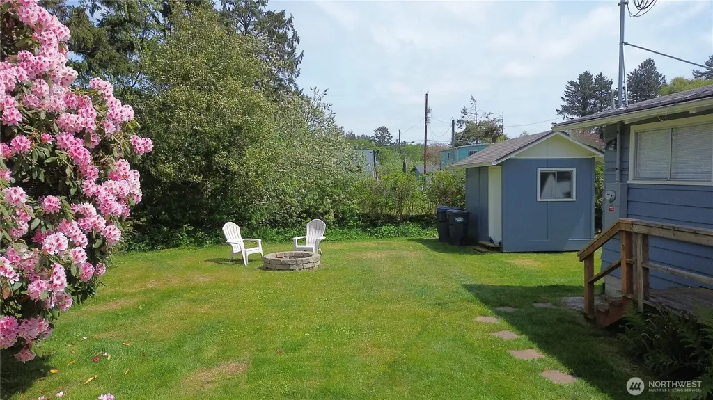 1650 First Avenue Grayland WA 98547