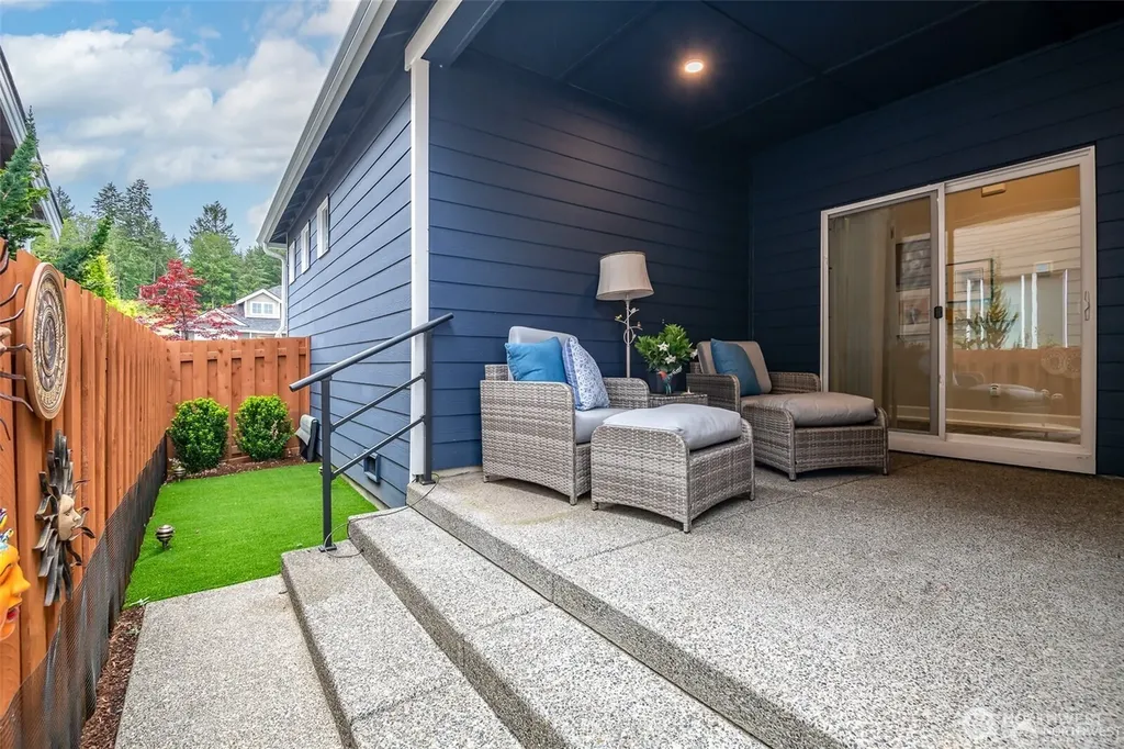 2835 Arrowroot Loop SE Olympia WA 98513