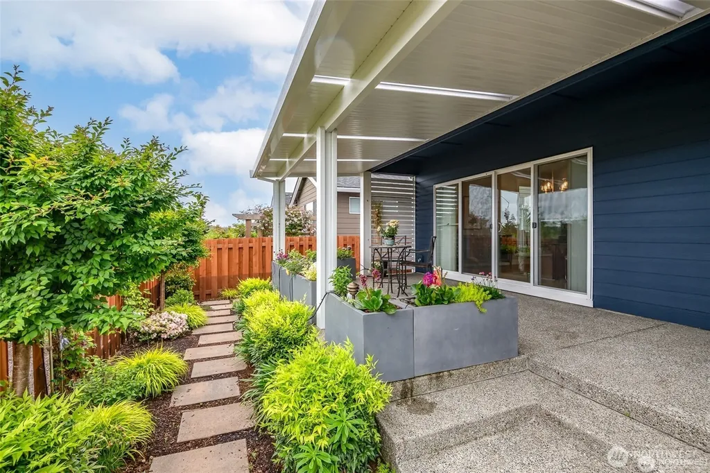 2835 Arrowroot Loop SE Olympia WA 98513