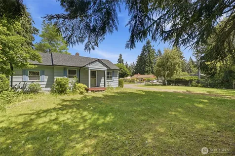 1911 E 72nd Street Tacoma WA 98404