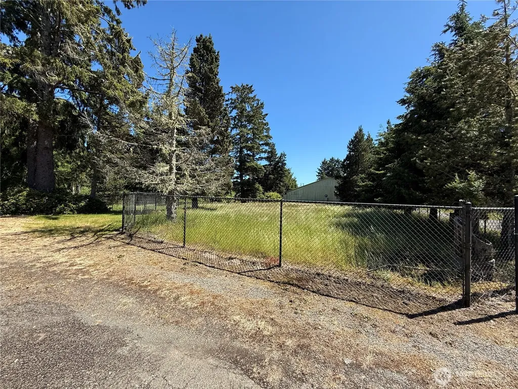 21850 V Lane Ocean Park WA 98640