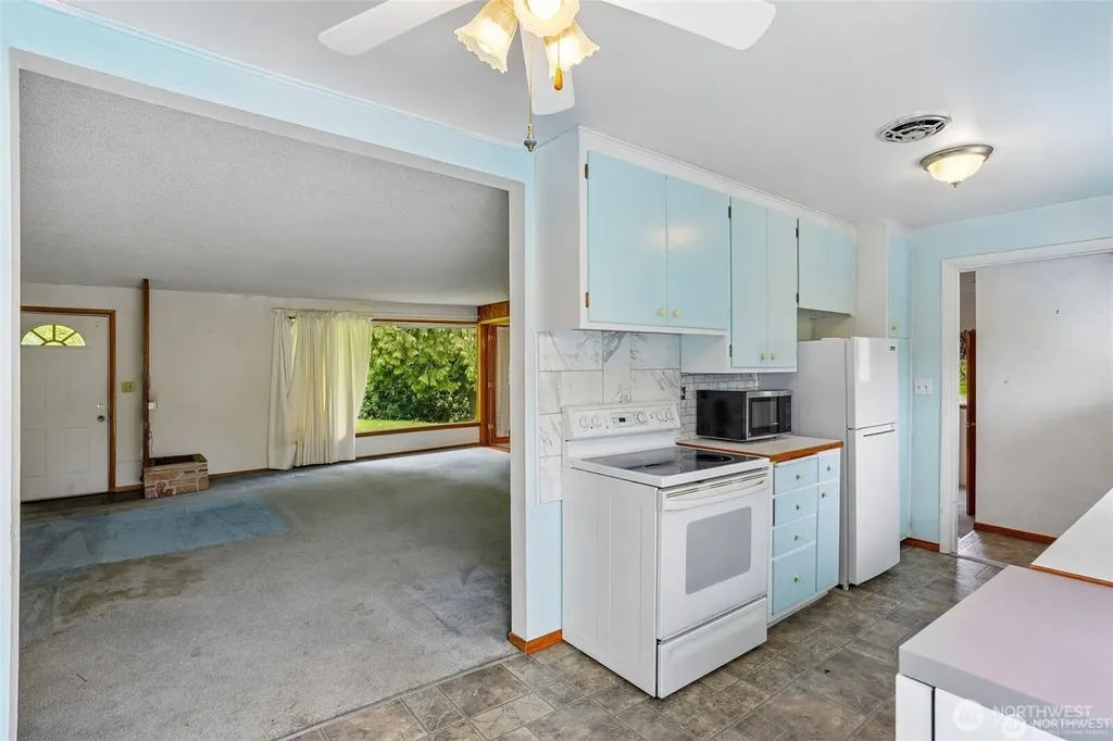 27821 SE 197th Street Maple Valley WA 98038