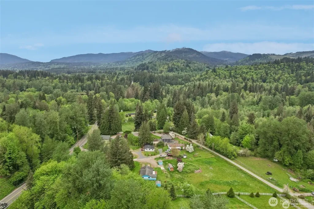 27821 SE 197th Street Maple Valley WA 98038