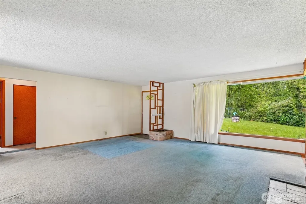 27821 SE 197th Street Maple Valley WA 98038