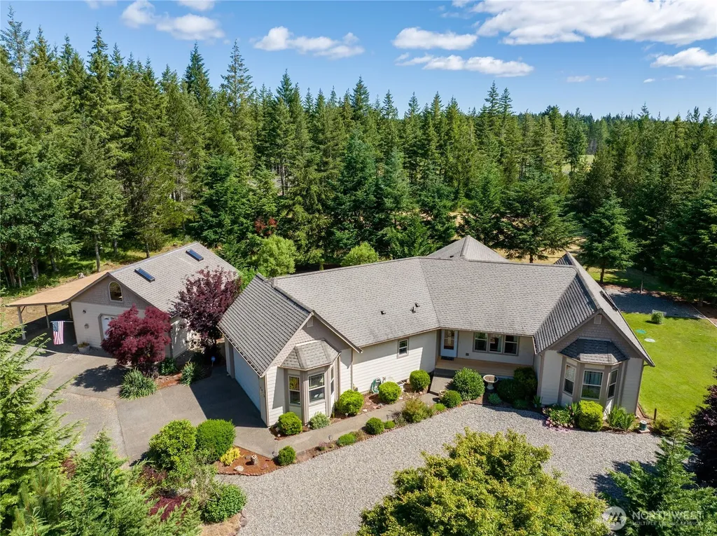 3330 E Brockdale Road Shelton WA 98584
