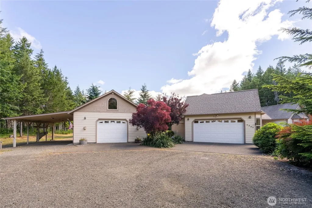 3330 E Brockdale Road Shelton WA 98584