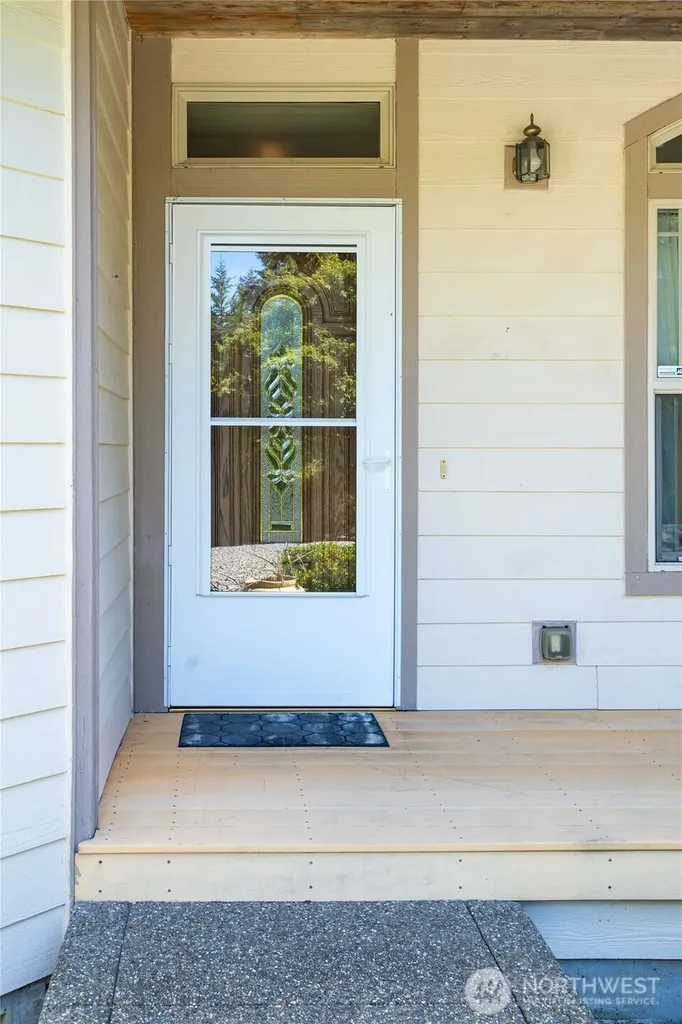 3330 E Brockdale Road Shelton WA 98584