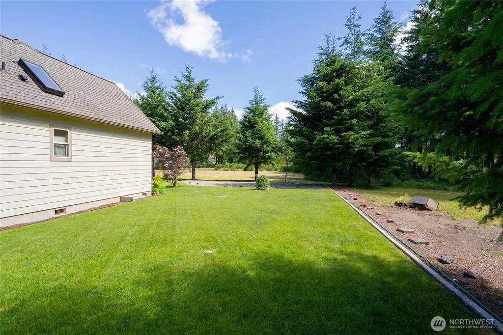 3330 E Brockdale Road Shelton WA 98584