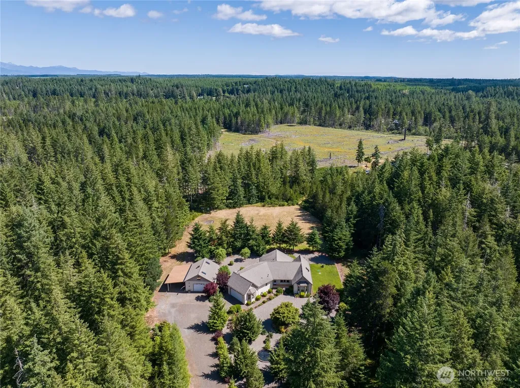 3330 E Brockdale Road Shelton WA 98584