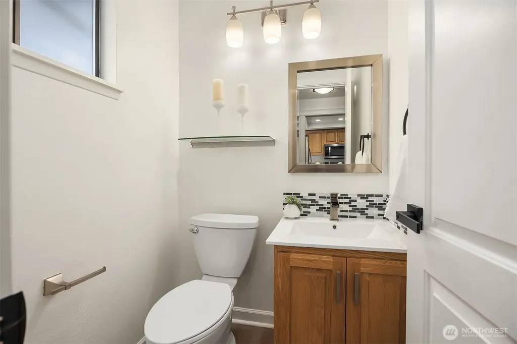 3428 108th Place NE Bellevue WA 98004