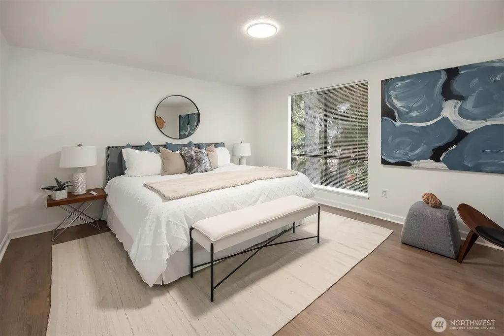 3428 108th Place NE Bellevue WA 98004