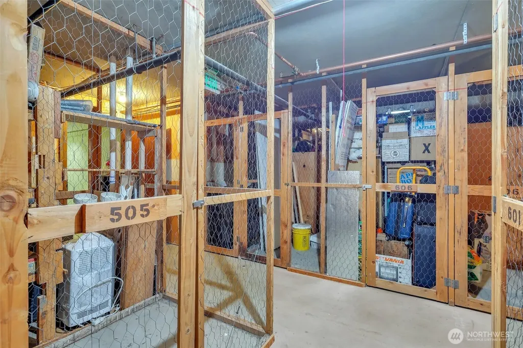 919 2nd Avenue W Seattle WA 98119
