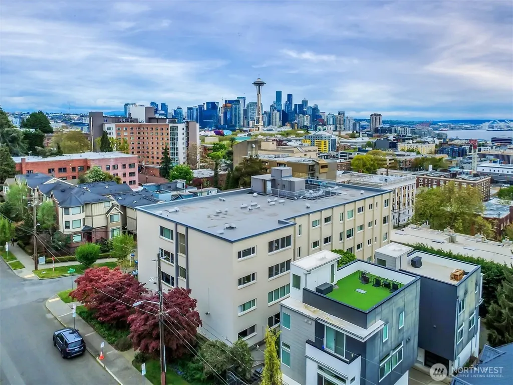 919 2nd Avenue W Seattle WA 98119