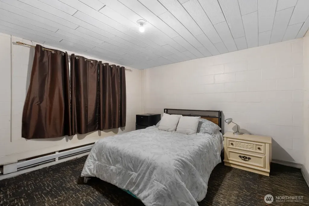 16468 Thorpe Road NE Poulsbo WA 98370