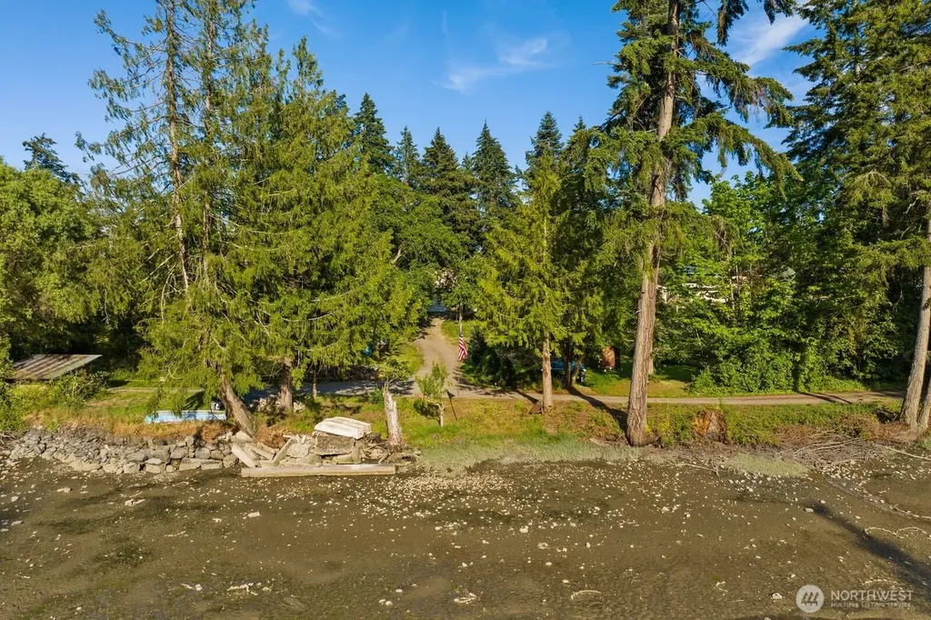 16468 Thorpe Road NE Poulsbo WA 98370