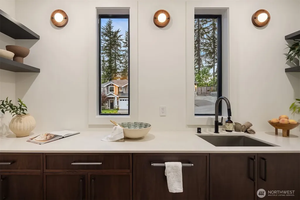 1208 211th Place Sammamish WA 98074
