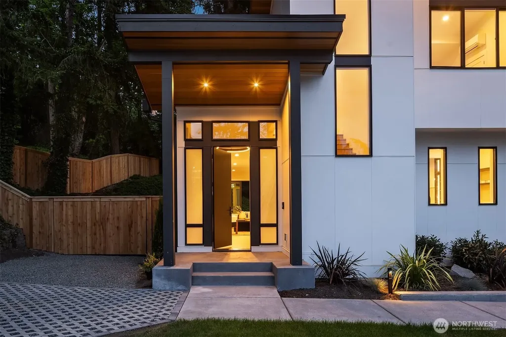 1208 211th Place Sammamish WA 98074