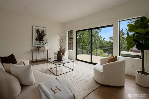 1208 211th Place Sammamish WA 98074