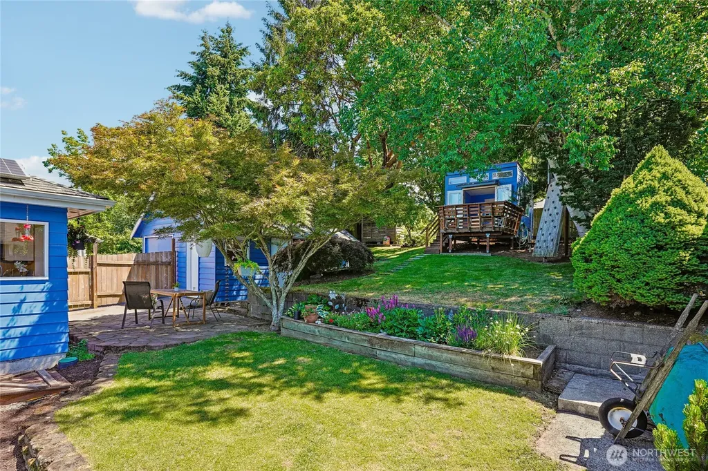 9250 14th Avenue SW Seattle WA 98106