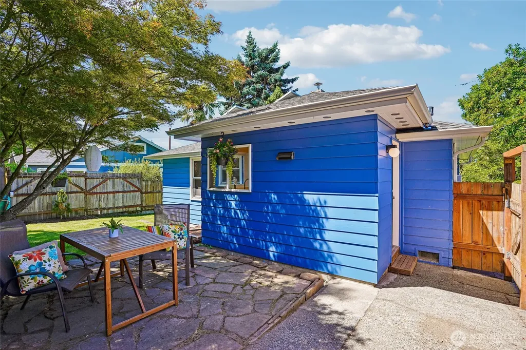 9250 14th Avenue SW Seattle WA 98106