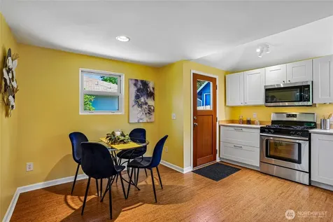 9250 14th Avenue SW Seattle WA 98106