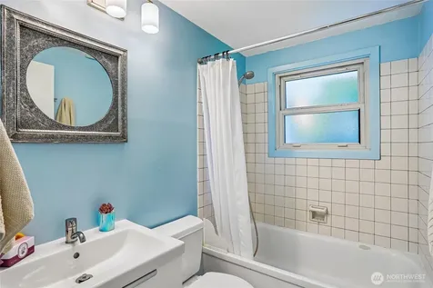 9250 14th Avenue SW Seattle WA 98106