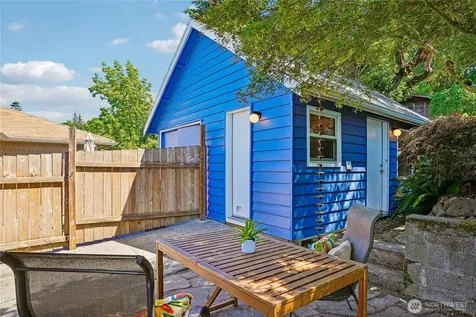 9250 14th Avenue SW Seattle WA 98106