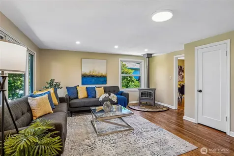 9250 14th Avenue SW Seattle WA 98106