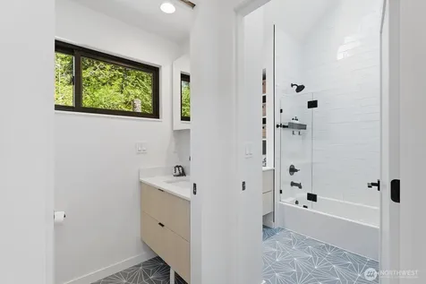 47313 SE 160th Street North Bend WA 98045
