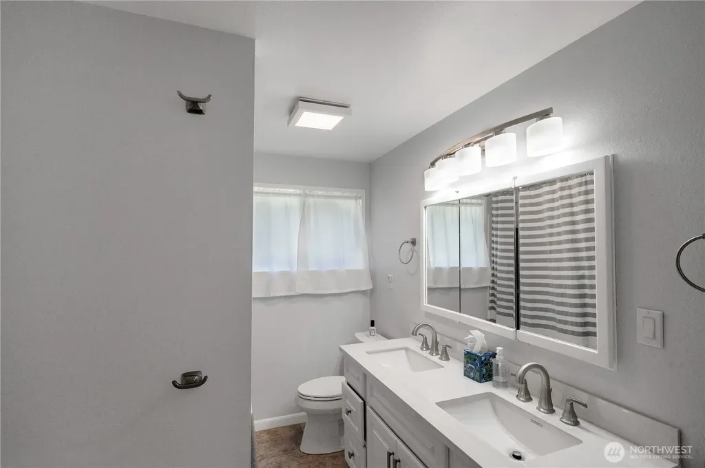 8947 Fruitdale Road Sedro Woolley WA 98284