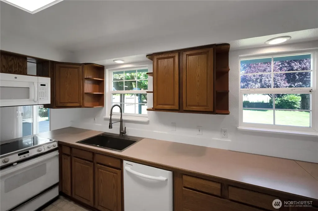 8947 Fruitdale Road Sedro Woolley WA 98284