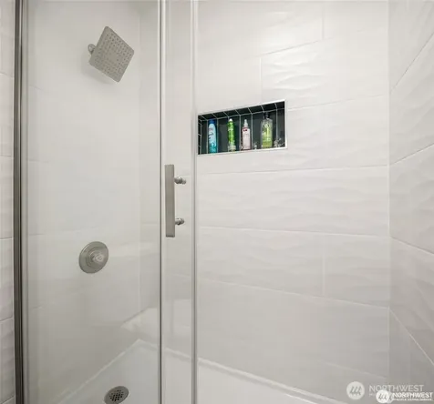 9 76th Street SE Everett WA 98203