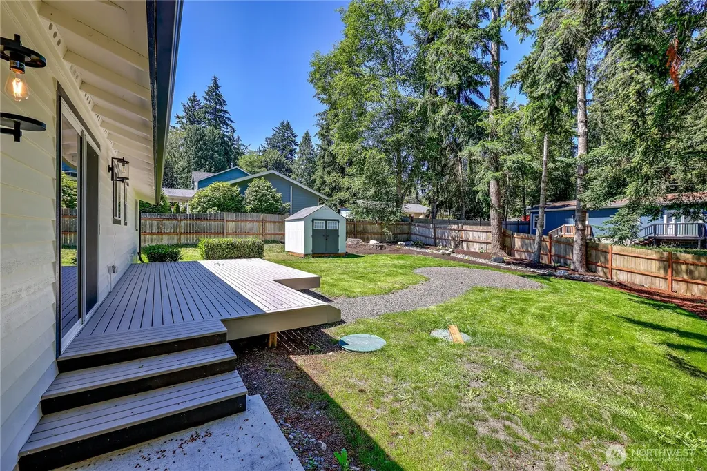 6726 NE Whidbey Drive Hansville WA 98340