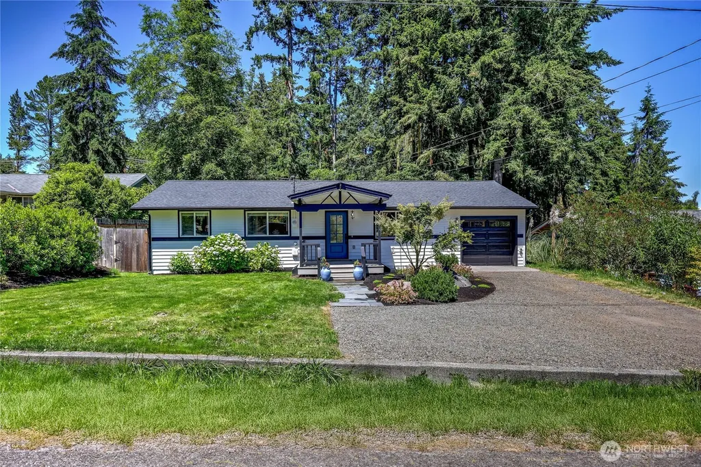 6726 NE Whidbey Drive Hansville WA 98340