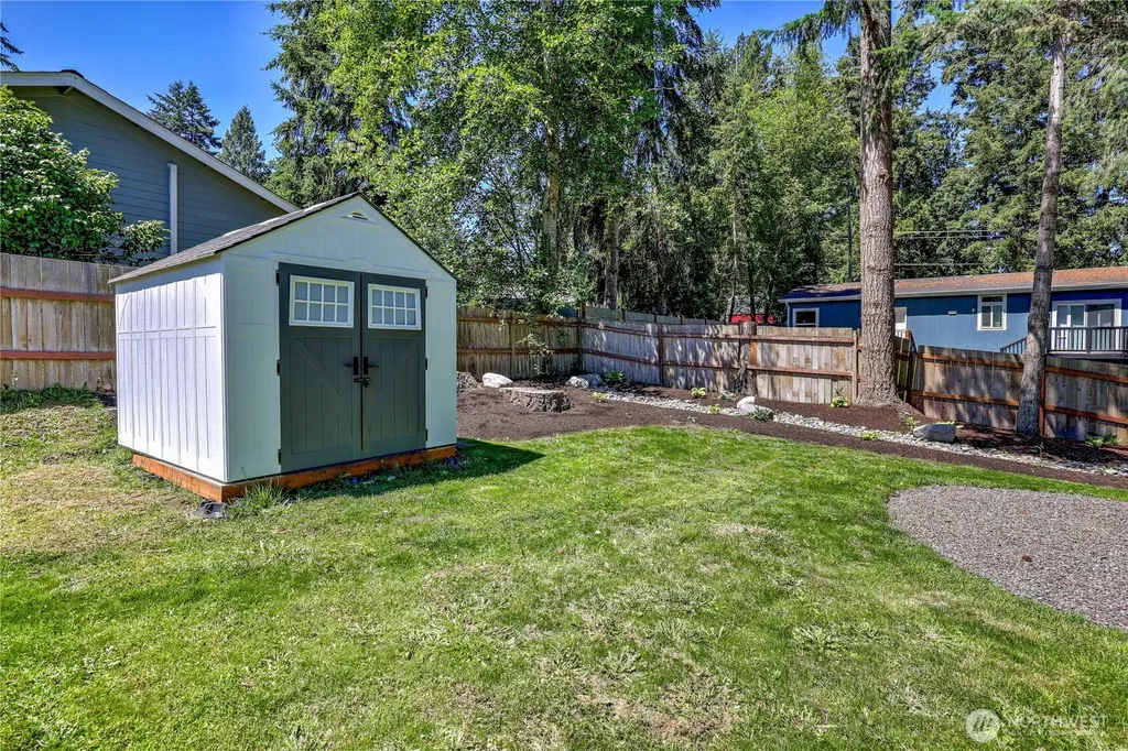 6726 NE Whidbey Drive Hansville WA 98340