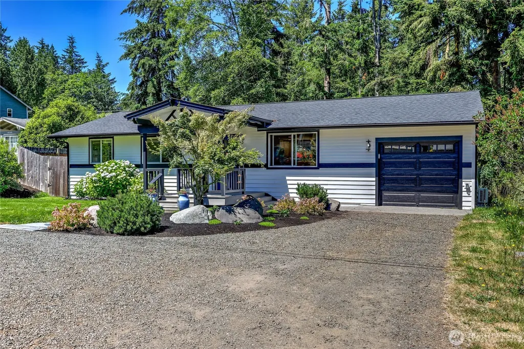 6726 NE Whidbey Drive Hansville WA 98340