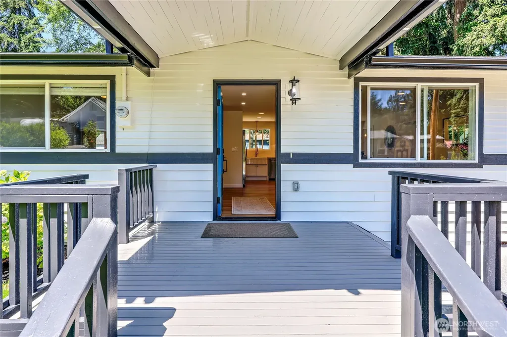 6726 NE Whidbey Drive Hansville WA 98340