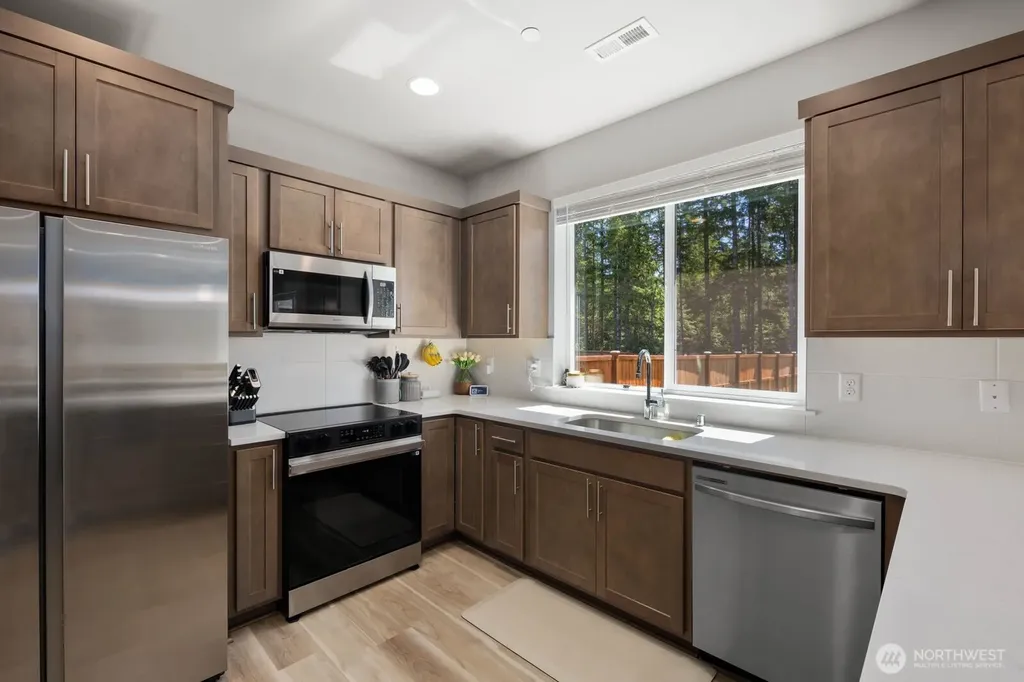 34 Basil Avenue Shelton WA 98584