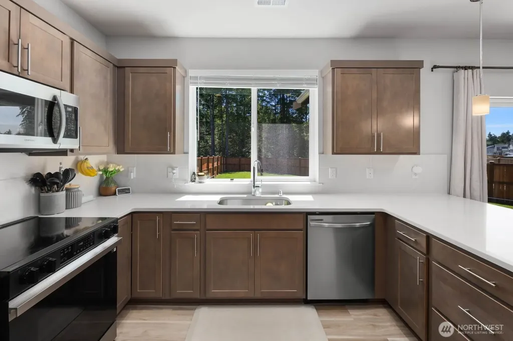 34 Basil Avenue Shelton WA 98584