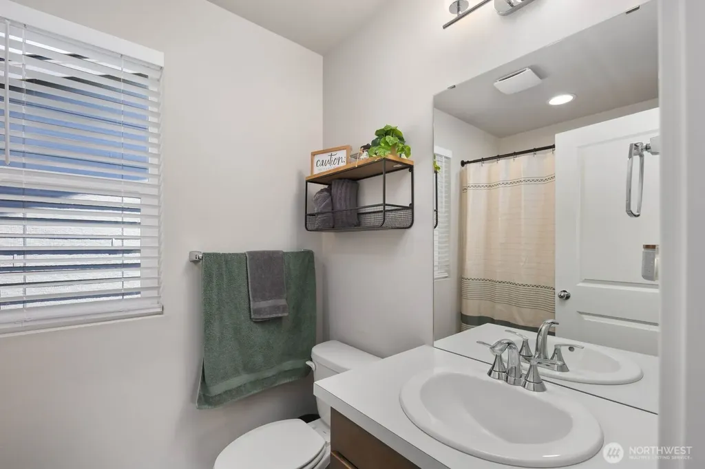 34 Basil Avenue Shelton WA 98584