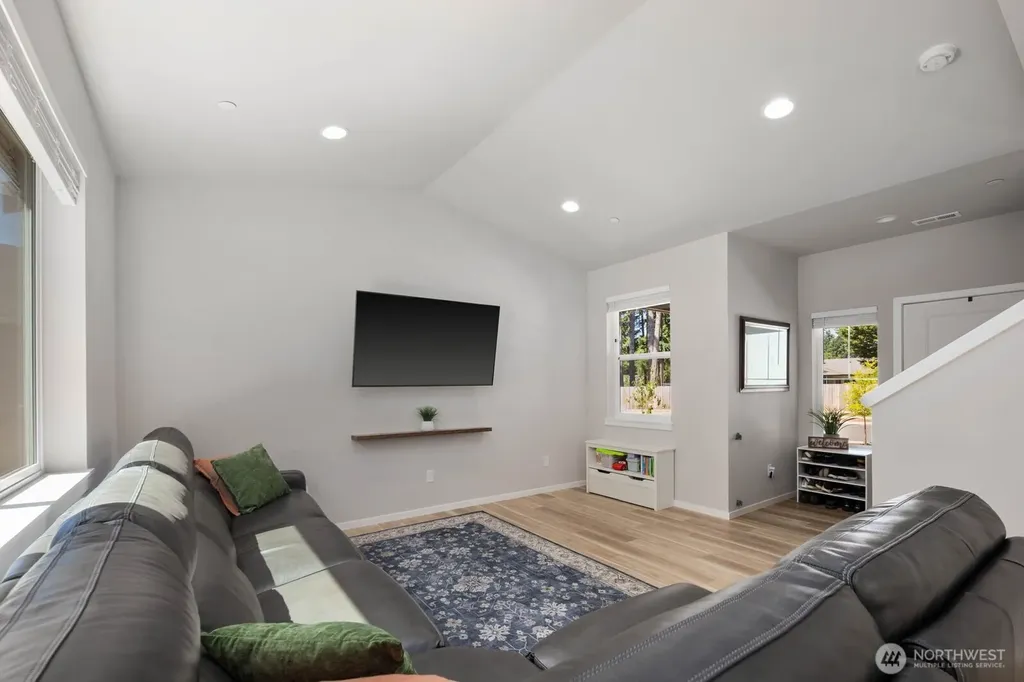 34 Basil Avenue Shelton WA 98584