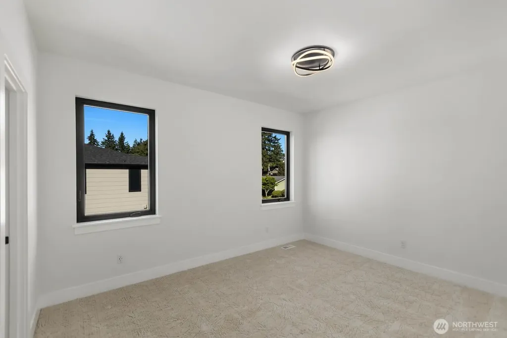 16211 Simonds Road NE Kenmore WA 98028