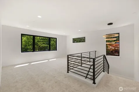 16211 Simonds Road NE Kenmore WA 98028