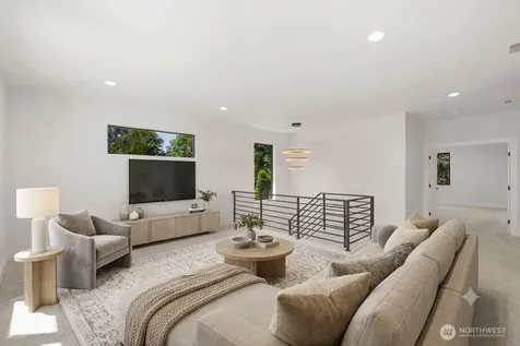 16211 Simonds Road NE Kenmore WA 98028