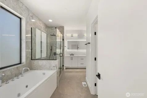 16211 Simonds Road NE Kenmore WA 98028