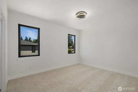 16211 Simonds Road NE Kenmore WA 98028