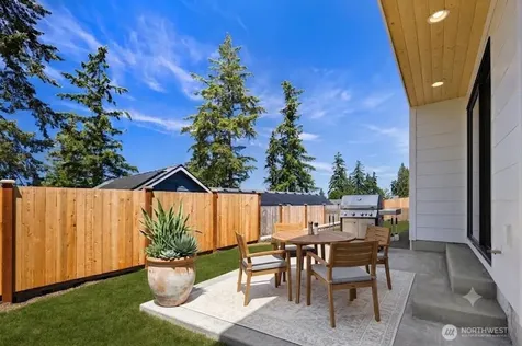 16211 Simonds Road NE Kenmore WA 98028