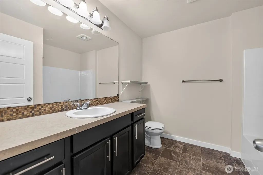 11552 174th Street E Puyallup WA 98374